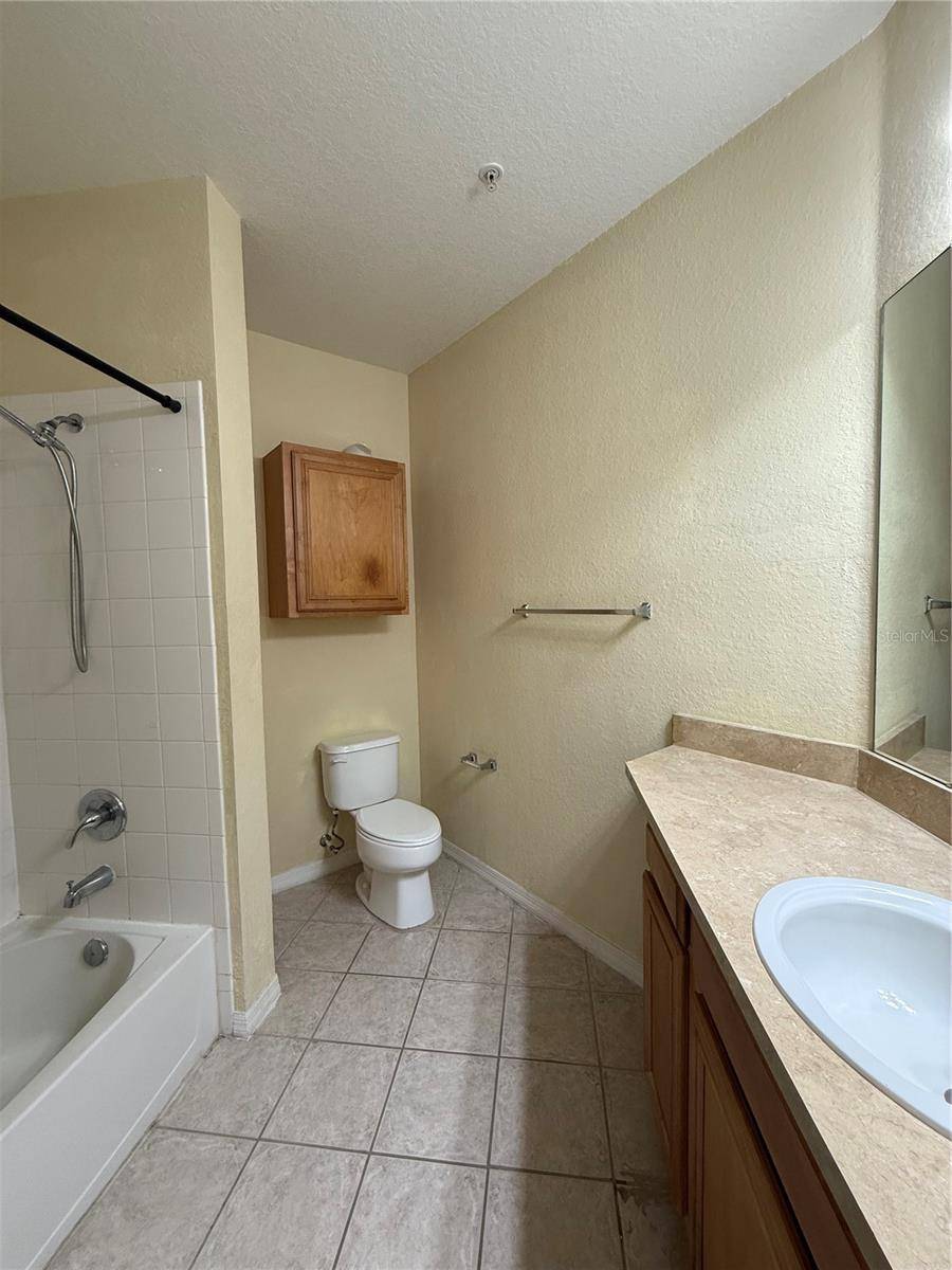 Orlando, FL 32835,6169 METROWEST BLVD #208