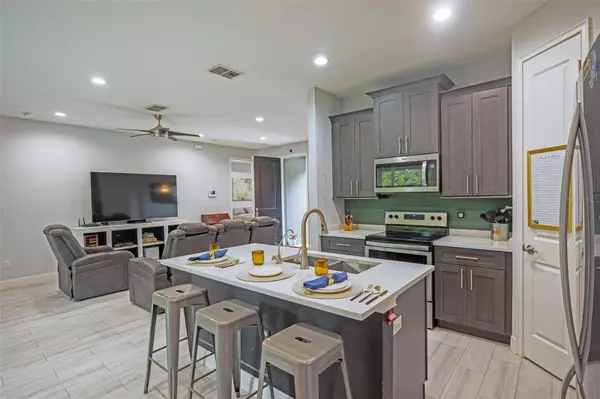 Deltona, FL 32738,3390 GEORGE SAULS ST