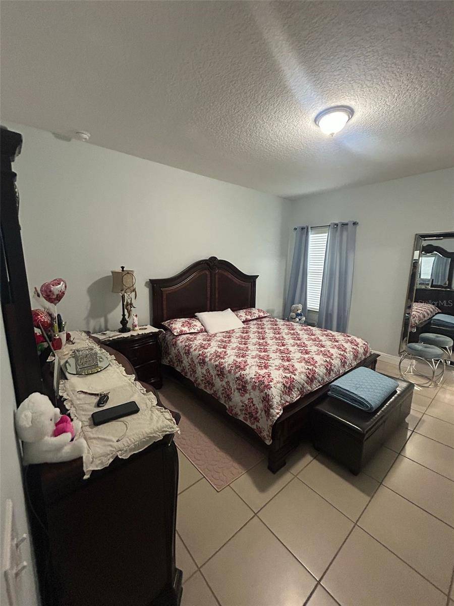 Kissimmee, FL 34759,810 CARDINAL WAY