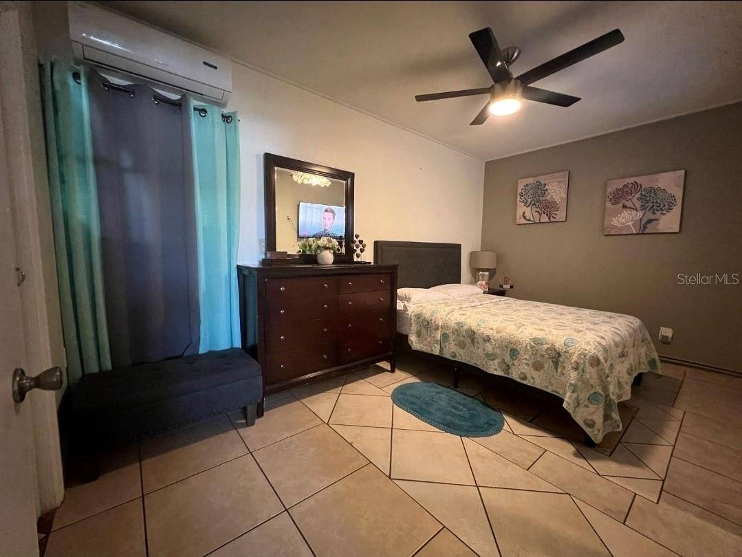 Orlando, FL 32809,816 PLATO AVE