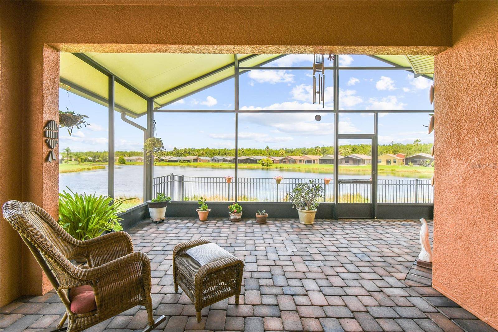 Poinciana, FL 34759,925 GRAND CANAL DR