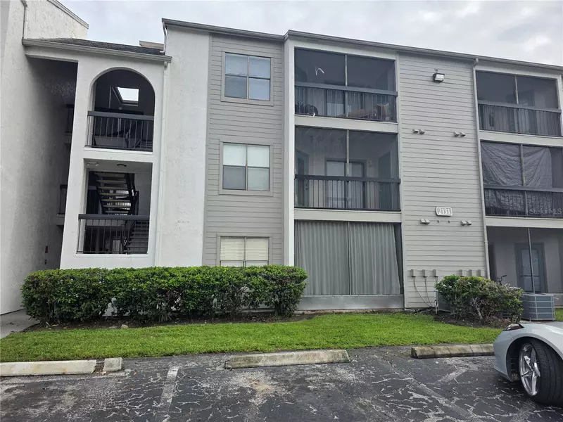 2131 CASCADES BLVD #103, Kissimmee, FL 34741