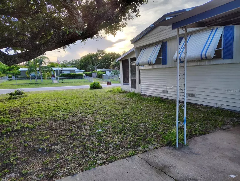 3133 KINSLEY RD, Mims, FL 32754
