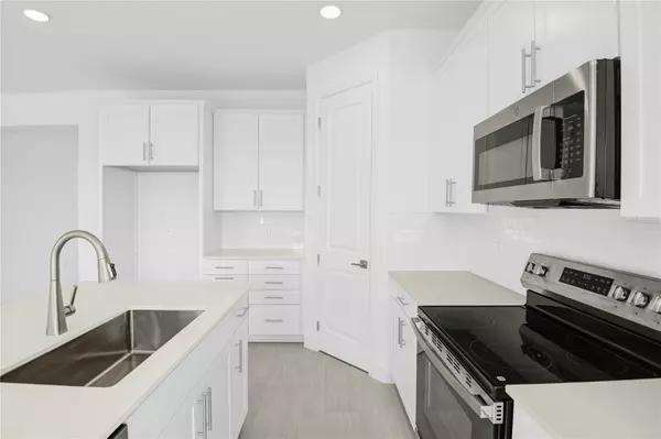 St Cloud, FL 34772,1699 CROOKED CREEK ST