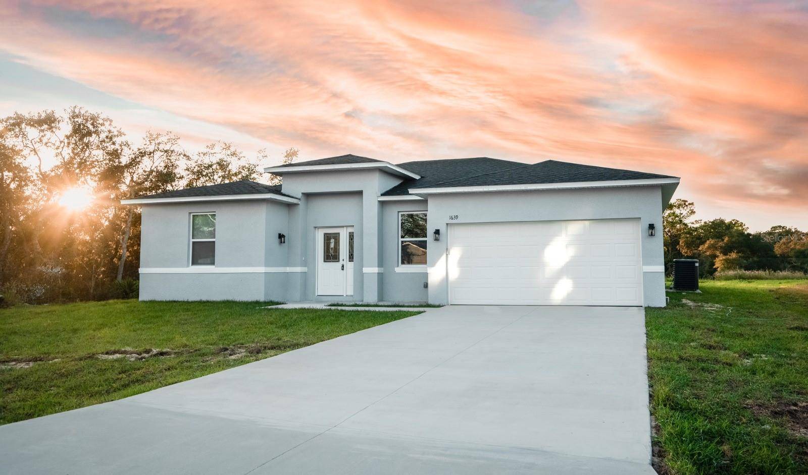201 RIDGE MANOR DR, Lake Wales, FL 33853