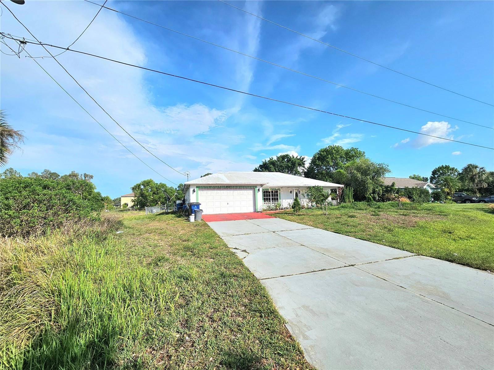 Lehigh Acres, FL 33974,360 CLAIRIDGE CIR