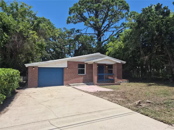 South Daytona, FL 32119,618 AURORA ST