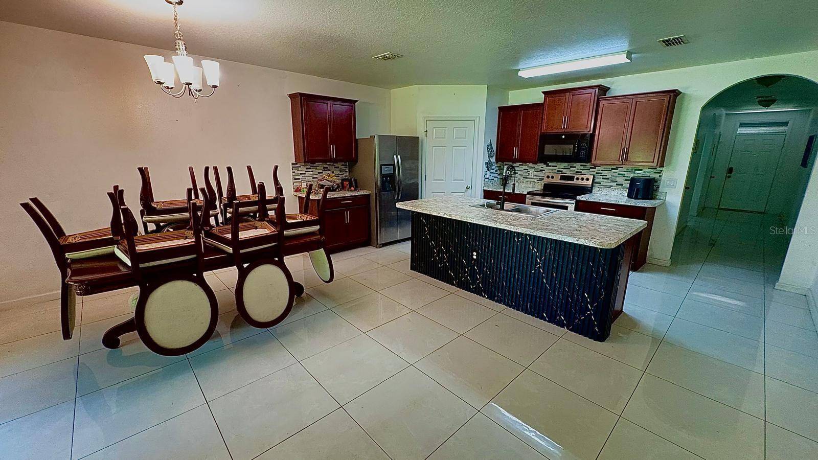 Port St Lucie, FL 34953,518 SW NATALIE TER