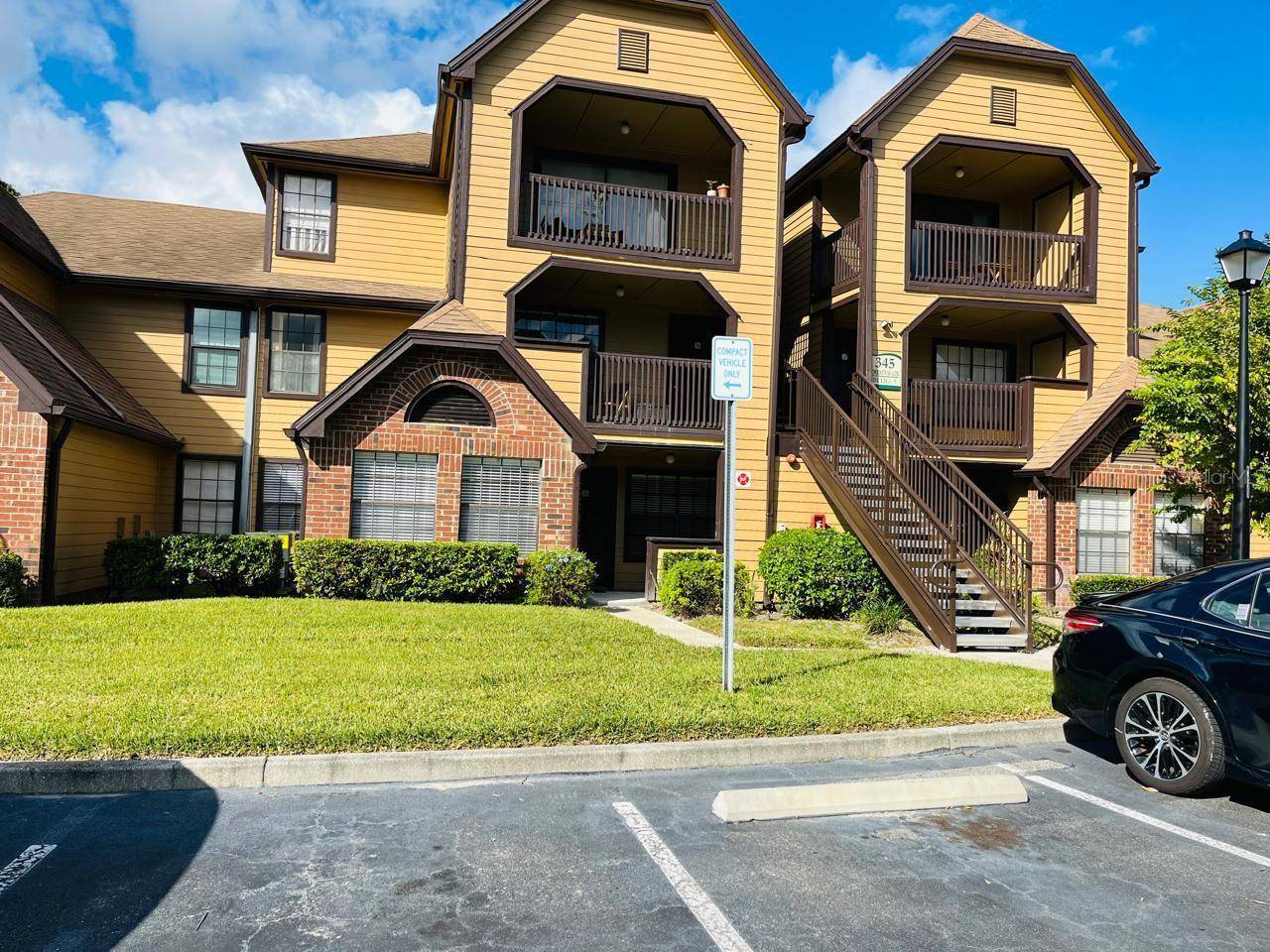 Altamonte Springs, FL 32701,345 FORESTWAY CIR #106