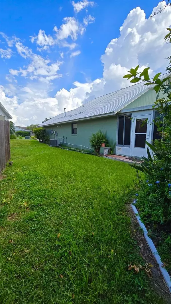 Winter Haven, FL 33884,470 DAISY WAY
