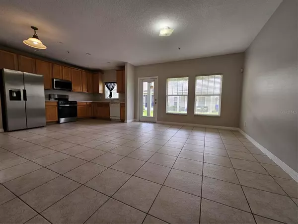 Kissimmee, FL 34743,2051 CYPRESS BAY BLVD