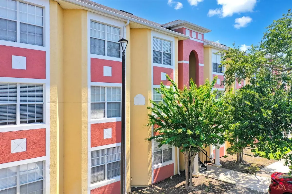 Orlando, FL 32837,3502 WINDY WALK WAY #2105