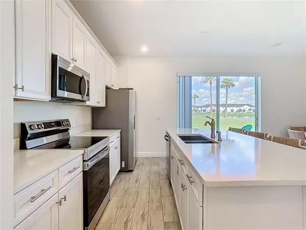 Kissimmee, FL 34747,8181 SURF ST