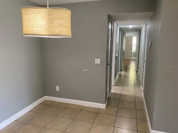 Orlando, FL 32811,5156 CONROY RD #12