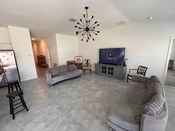 Eagle Lake, FL 33839,1406 DEEPWATER CIR