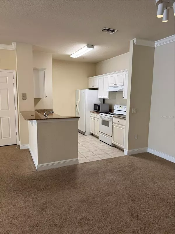 Winter Garden, FL 34787,1315 EASTERN PECAN PL #107