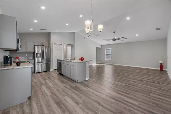 Haines City, FL 33844,378 PENTAS LN