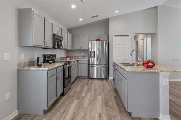 Haines City, FL 33844,378 PENTAS LN