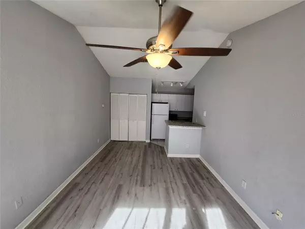 Orlando, FL 32835,6372 RALEIGH ST #1913