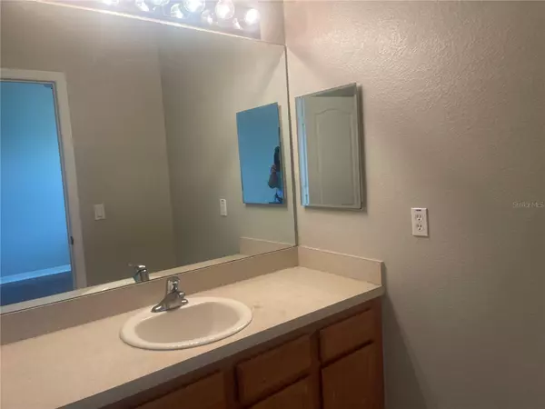 Orlando, FL 32829,3308 WILSHIRE WAY RD #177