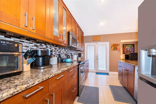 Windermere, FL 34786,9485 WOODBREEZE BLVD