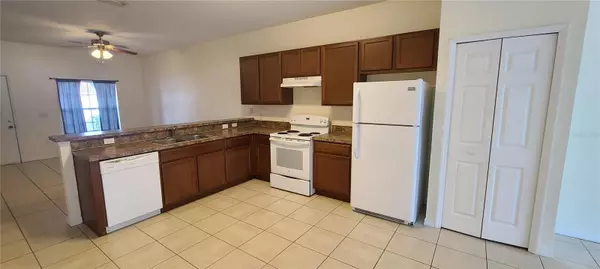 Kissimmee, FL 34759,328 BACCARAT CT #B