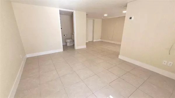 Englewood, FL 34223,25 S NEW JERSEY RD #8