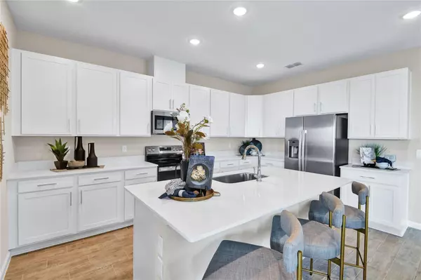 Winter Haven, FL 33884,5187 KINSLEY DR