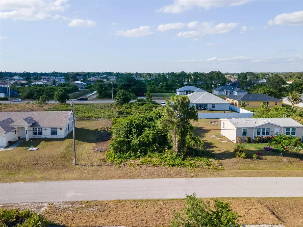 Lehigh Acres, FL 33976,2612 24TH ST SW