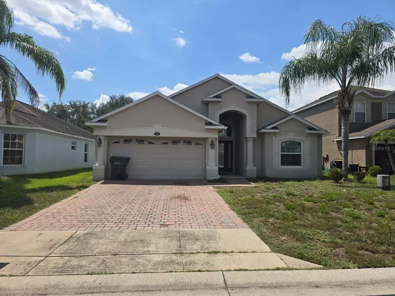 698 BROOKESHIRE DR, Davenport, FL 33837