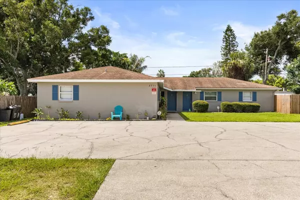 2711 SOUTH DR #A / #C, Clearwater, FL 33759