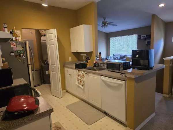 Altamonte Springs, FL 32701,839 GRAND REGENCY #206