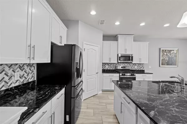 Apopka, FL 32703,625 MISTY MAPLE ST