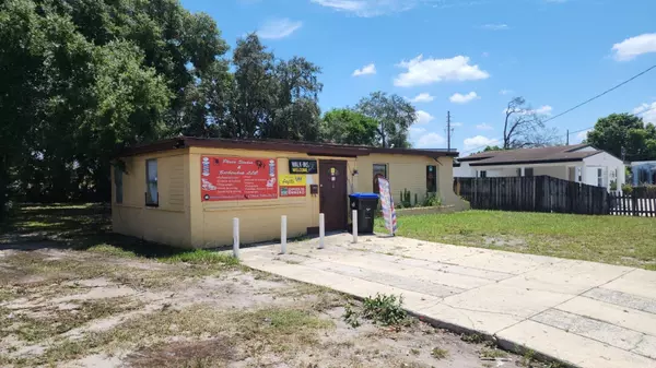 1319 N PINE HILLS RD, Orlando, FL 32808