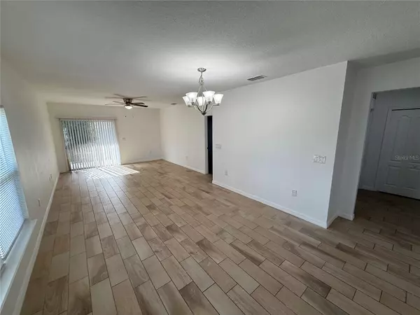 Clermont, FL 34714,17401 PAINTED LEAF WAY