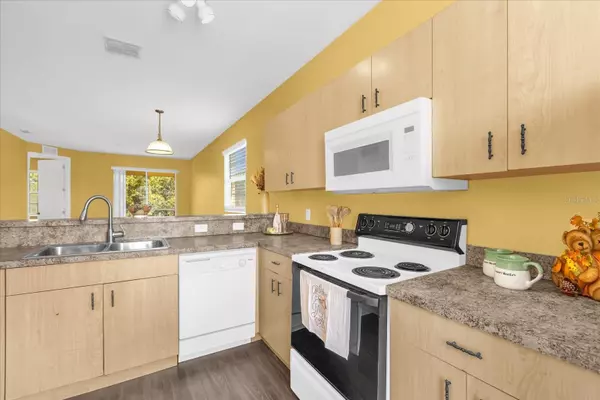 Poinciana, FL 34759,13201 INDIAN CREEK DR #B