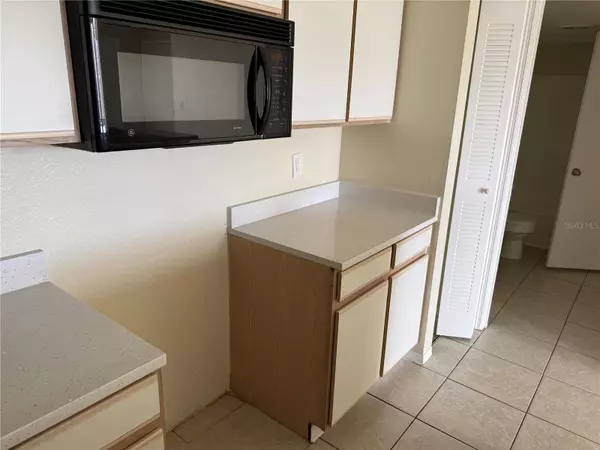 Kissimmee, FL 34741,2203 KEY WEST CT #437