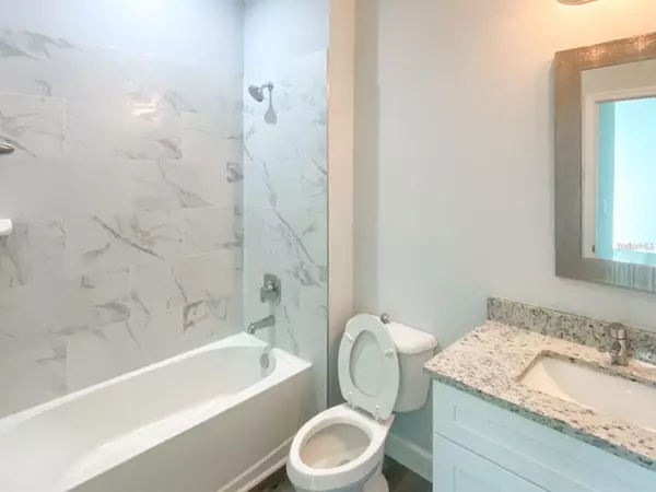 Port Charlotte, FL 33981,9425 AGATE ST #9425