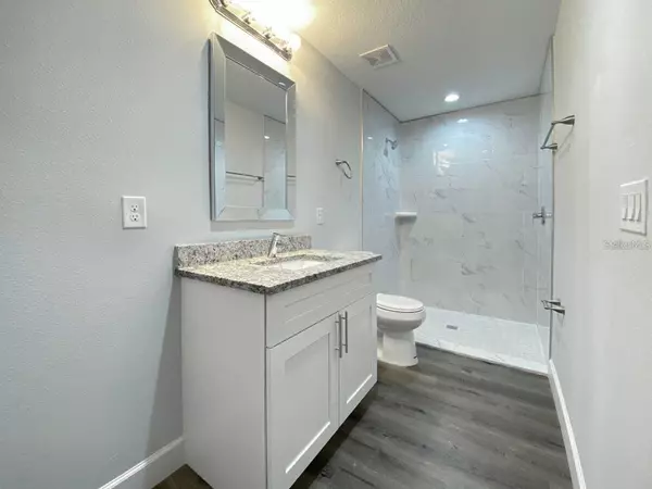Port Charlotte, FL 33981,9068 AGATE ST #9070