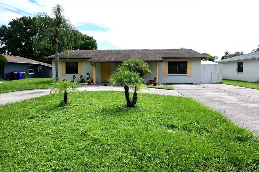 615 N FORREST AVE, Kissimmee, FL 34741