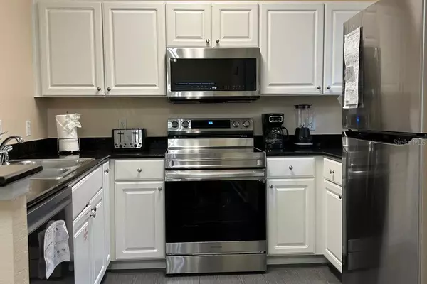 Kissimmee, FL 34746,2954 LUCAYAN HARBOUR CIR #108