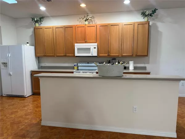 Kissimmee, FL 34746,4056 MEADOWLARK DR