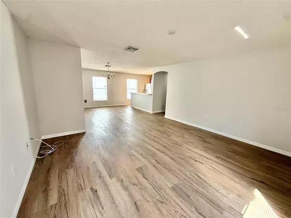 Kissimmee, FL 34744,2429 RUDDENSTONE WAY