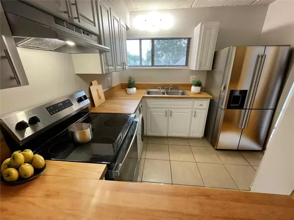 Lakeland, FL 33801,1108 BARTOW RD #107