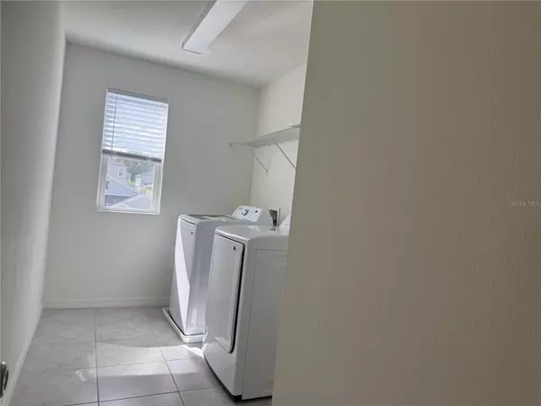 Davenport, FL 33896,911 ALVANLEY CT