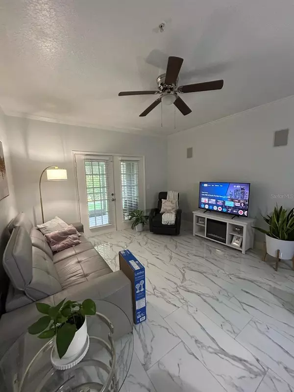 Orlando, FL 32837,14353 FREDRICKSBURG DR #913