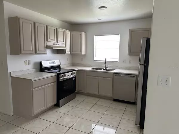 Sebring, FL 33870,3533 CEMETERY RD