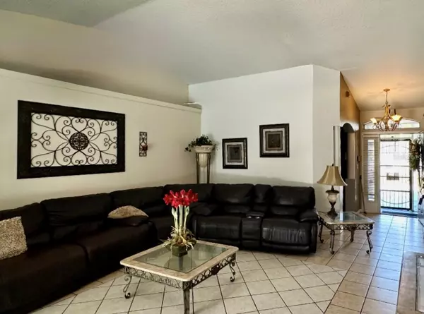 Kissimmee, FL 34758,918 SAN PAULO WAY