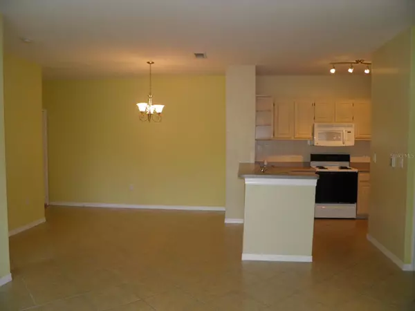 Kissimmee, FL 34747,8907 LEGACY CT #106