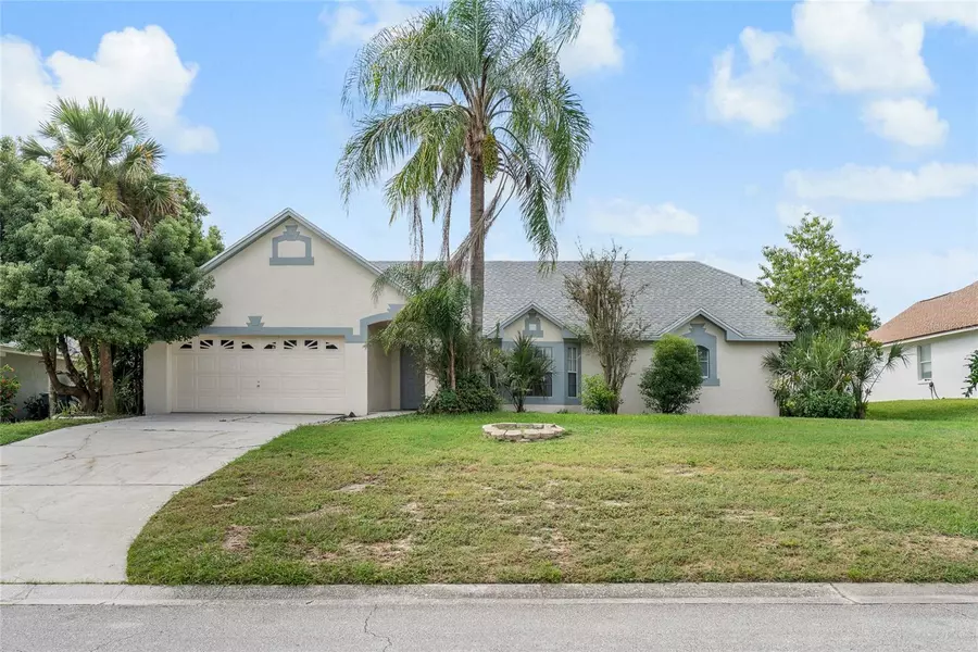 5611 LOMA VISTA DR W, Davenport, FL 33896